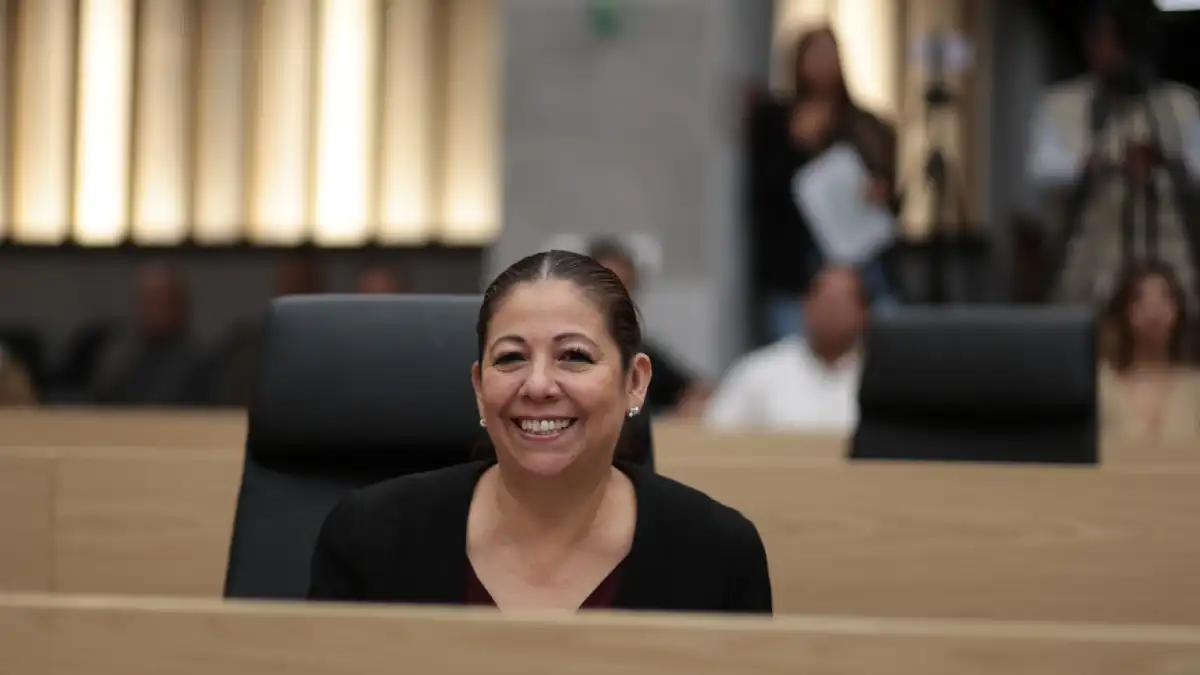 Avala Congreso iniciativa para reconocer a docentes de educación inicial e indígena