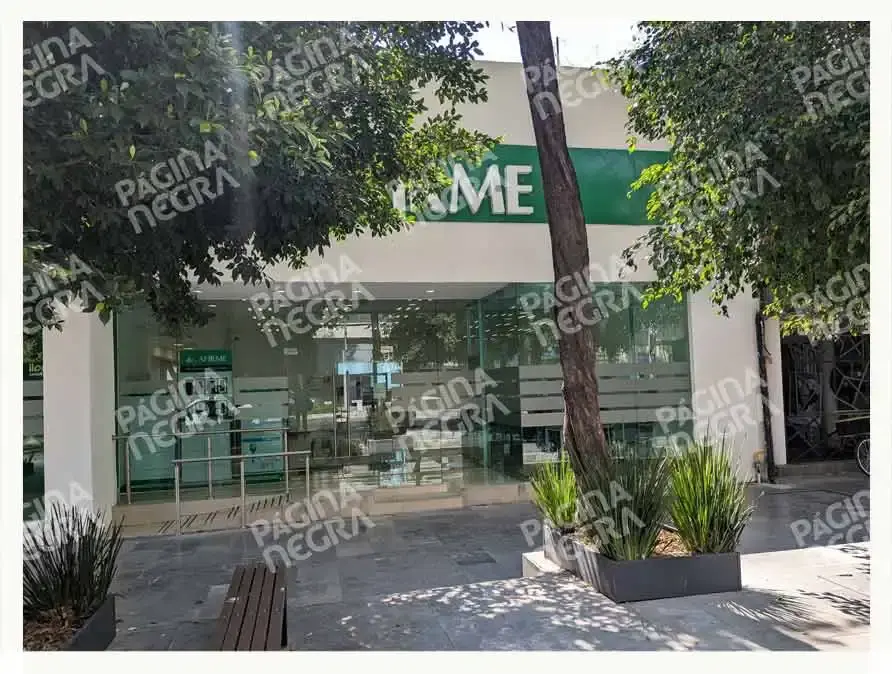 Asaltan Banco Afirme en Avenida Juárez, Puebla; roban 173 mil pesos desde ventanilla