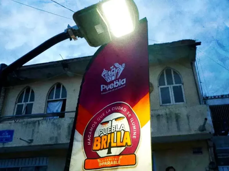 Más de 2 mil poblanos usan “Puebla Brilla” para reportar alumbrado público