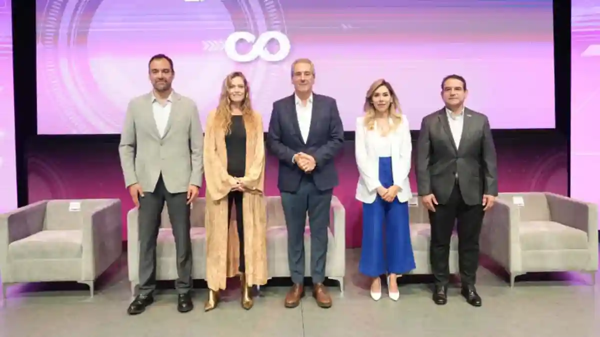 Participa Pepe Chedraui en Conéctate Emprendedor con Ana Victoria García Álvarez