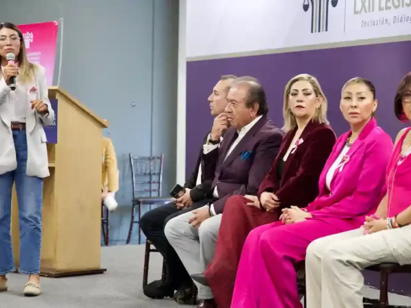 Realiza Congreso plática de concientización sobre el cáncer de mama