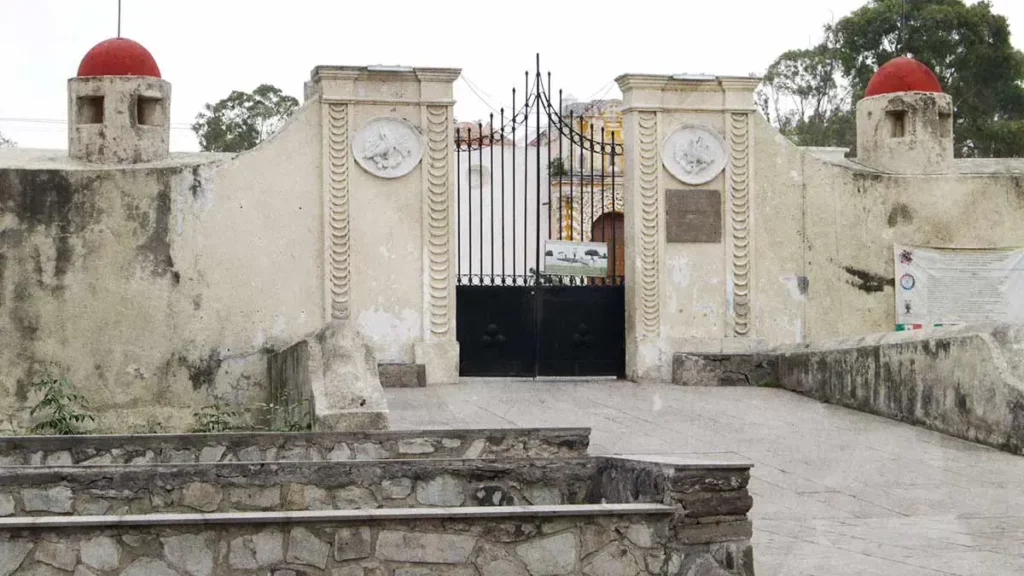 Museo Fuerte de Loreto en Puebla sube precio solo a turistas extranjeros