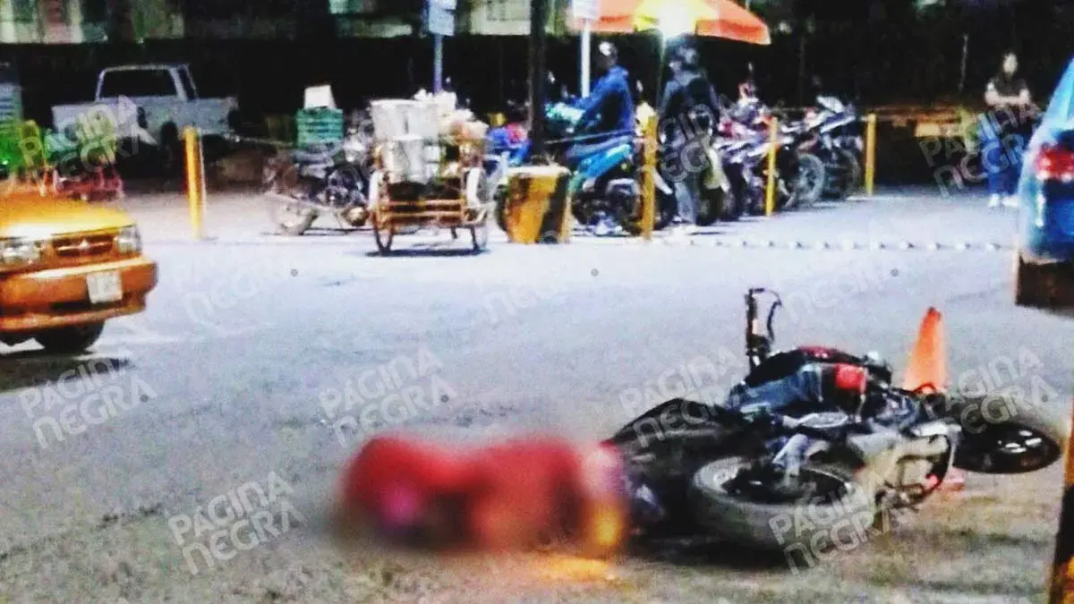 Ejecutaron a motociclista en pleno estacionamiento de Bodega Aurrera en San Martín Texmelucan