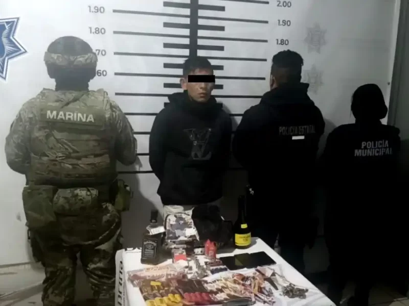 Detiene Secretaría de Seguridad Pública y Tránsito de Texmelucan a masculino por presunto robo a tienda de autoservicio