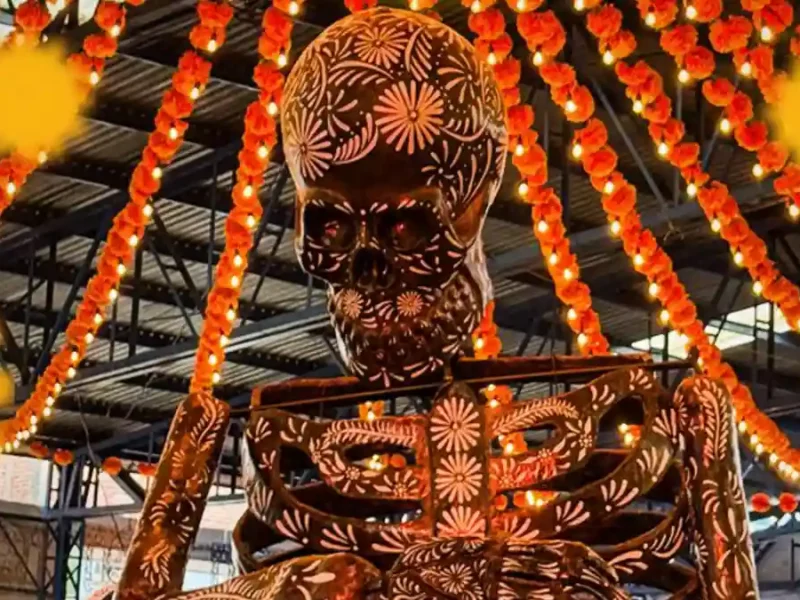 “La Catrina Alfarero”: Un tributo al arte ancestral y la identidad de México impulsado por Ariadna Ayala
