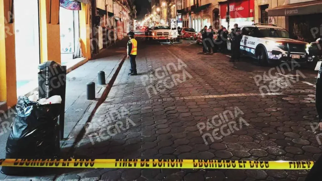Mujer murió tras caer de una grúa durante desfile de la Santa Muerte en Puebla