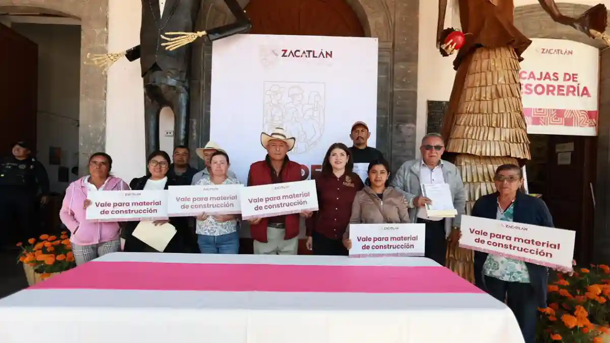 Bety Sánchez entrega más de 20 apoyos sociales en el “Día del Pueblo”