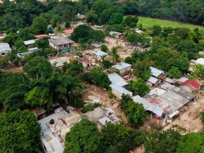 Gobierno de Puebla construirá al menos 850 viviendas para afectados por lluvias en Sierra Norte