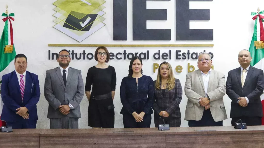 IEE Puebla renueva dos consejeros; tercer espacio aún sin ocupar