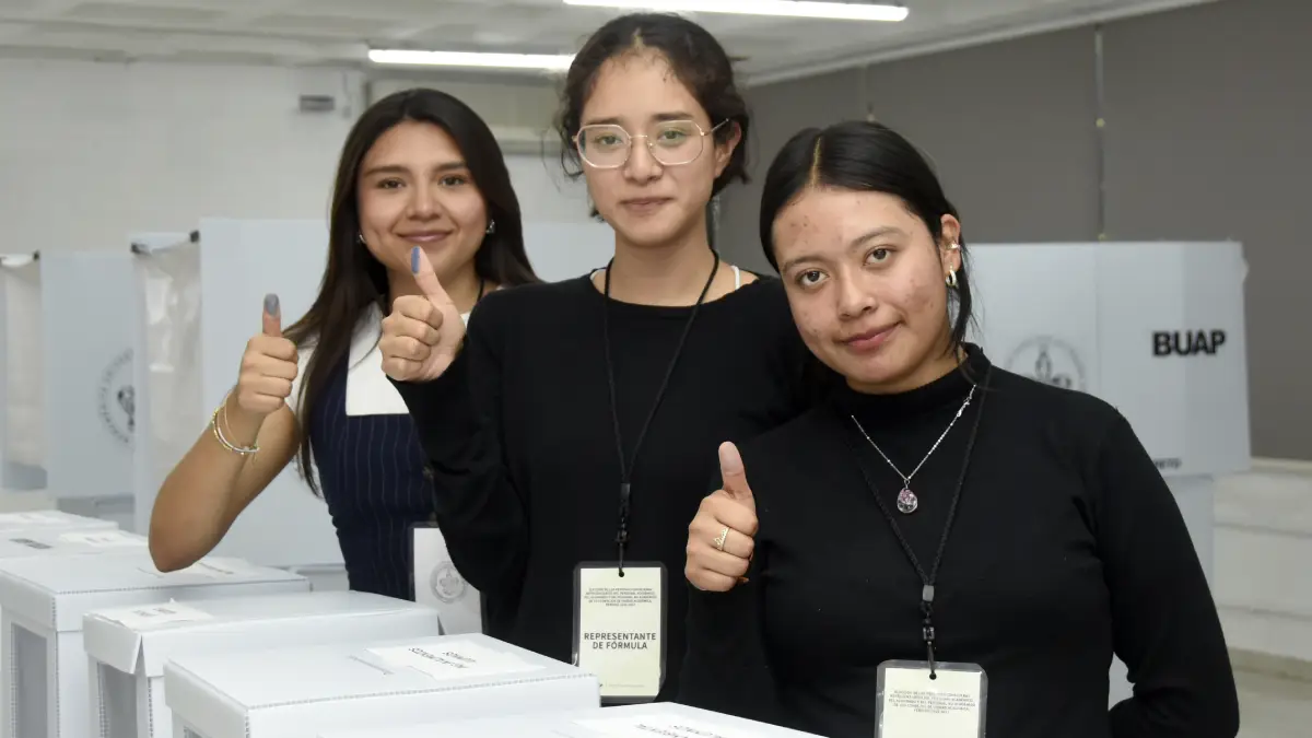 Sin incidentes, universitarios continúan jornada electoral en las diferentes sedes