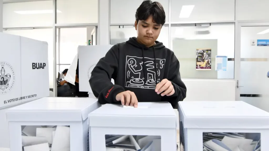 Concluye en la BUAP elección de ocho directores y representantes de los 44 consejos de Unidad Académica