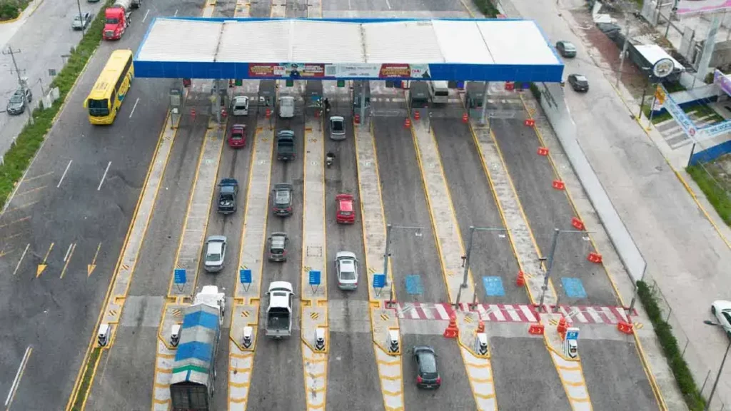 Con reubicación de la caseta de Atlixco, ampliarán vialidad a 20 carriles