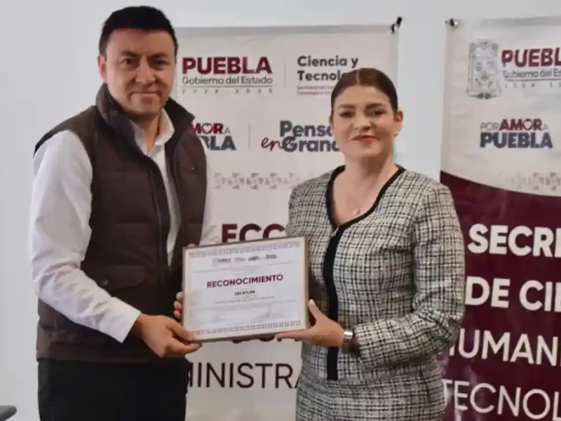 Gobierno de Puebla entrega reconocimiento a Zacatlán por su simplificación de trámites