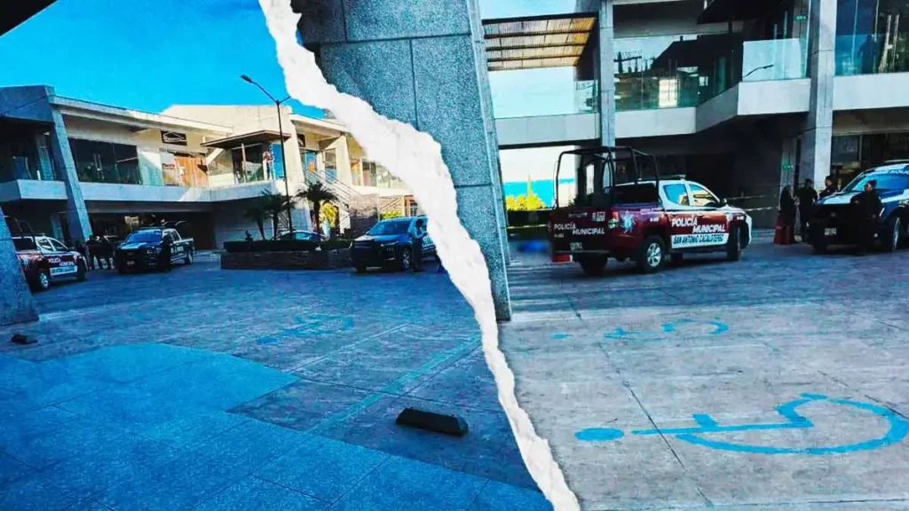 Mujer pierde la vida tras arrojarse en plaza Paseo del Sur de San Andrés Cholula