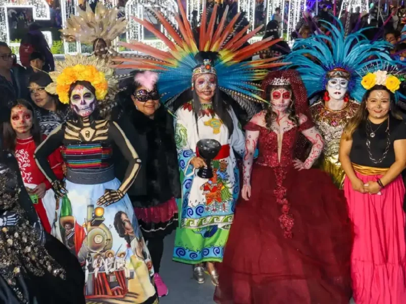 Con éxito total, se llevó a cabo el Desfile de Catrinas en San Pedro Cholula