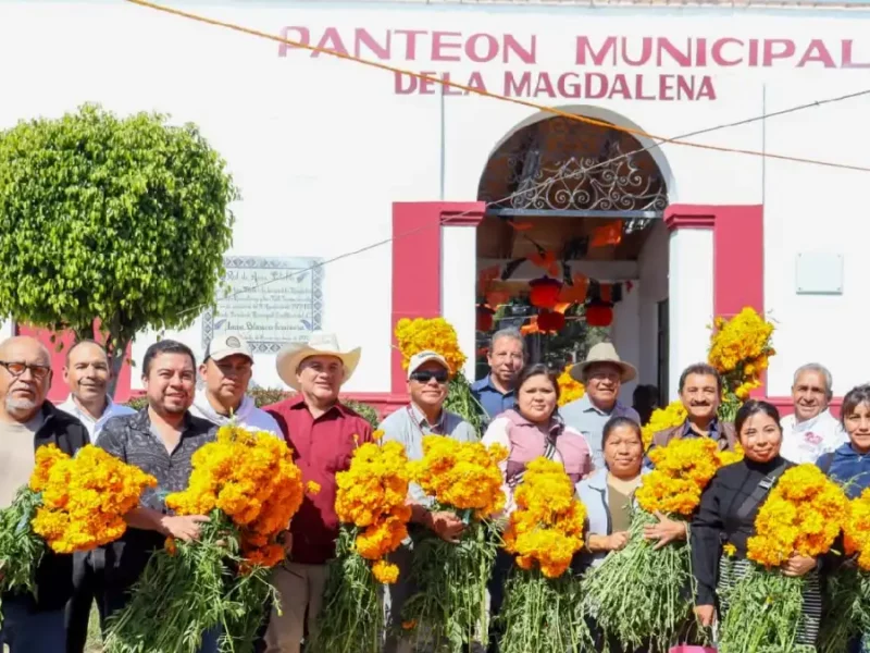 Entrega Gobierno de Tonantzin Fernández flores en panteones municipales