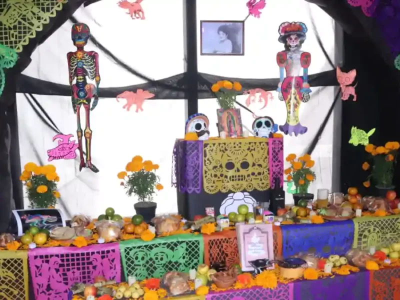 Congreso del Estado honra las tradiciones con celebración de Día de Muertos