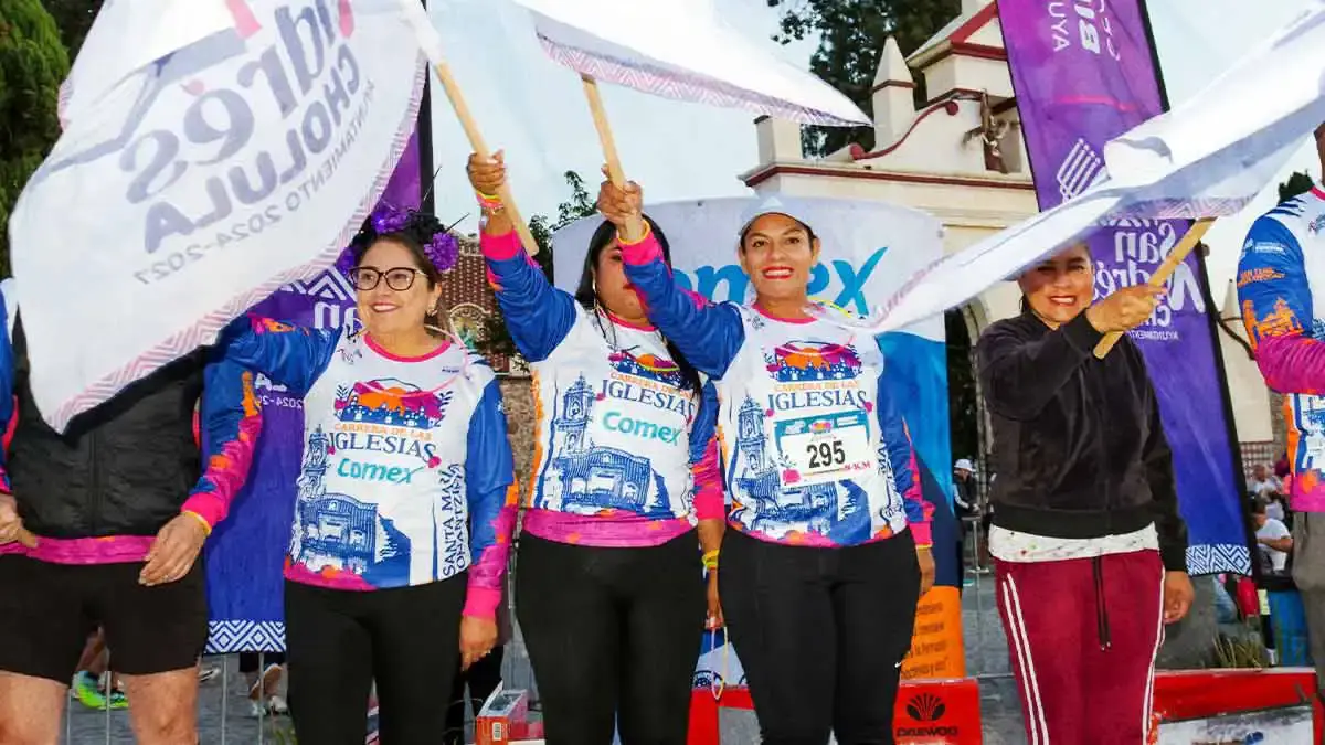 San Andrés Cholula vive la primera edición nocturna de la Carrera de las Iglesias 2025 