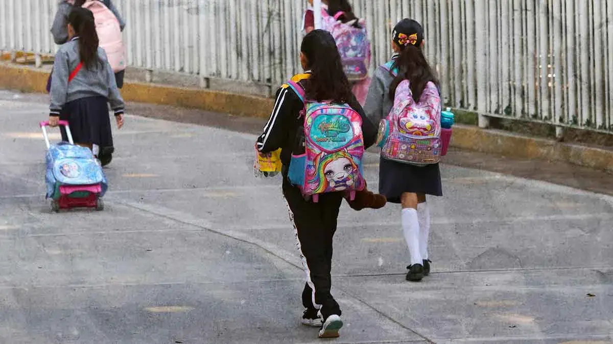 ¿Habrá suspensión de clases en Puebla este 10 de noviembre?