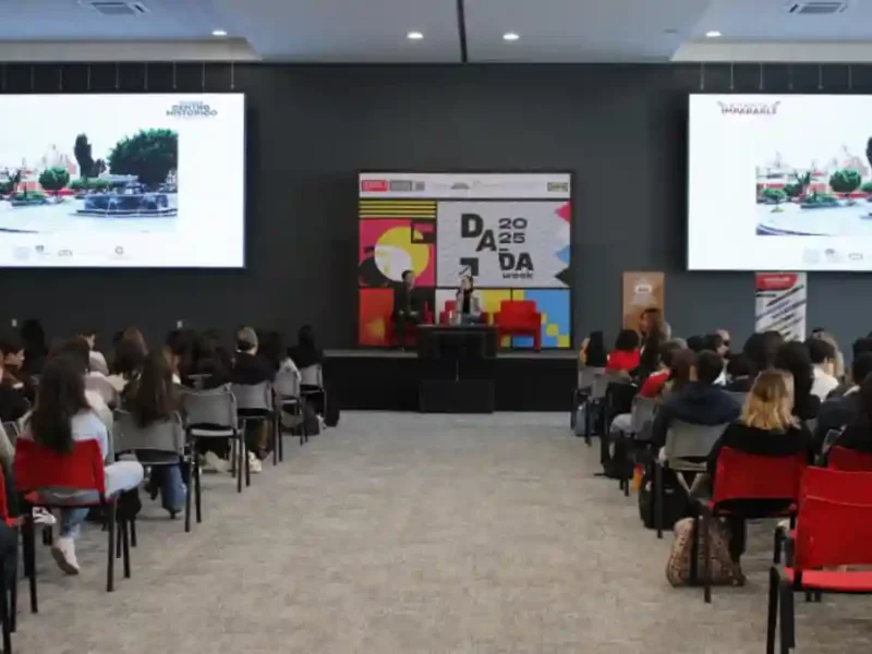 Presenta Gobierno de la Ciudad la audioguía “La Ciudad como Museo” en la Ibero