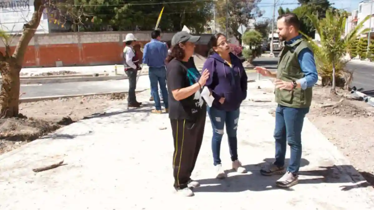 Supervisa Gobierno de la Ciudad rehabilitación vial en la colonia Fovissste San Roque