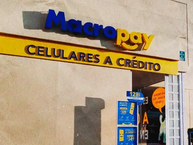 Delincuentes asaltaron tienda Macropay en Chedraui CAPU, Puebla; roban 20 celulares y ocho mil pesos