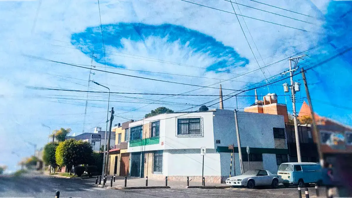 Nube misteriosa sorprende a Puebla, fenómeno natural causa curiosidad y hasta miedo
