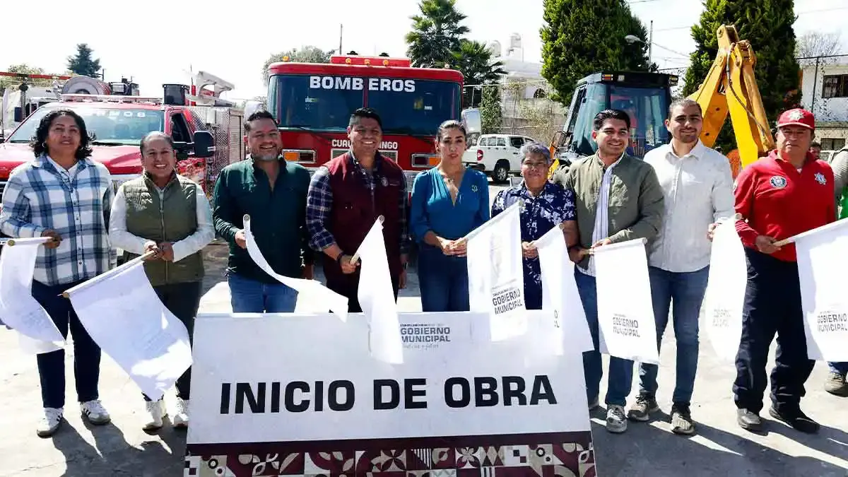 Alcalde de Cuautlancingo da banderazo para la construcción de nueva Estación de Bomberos