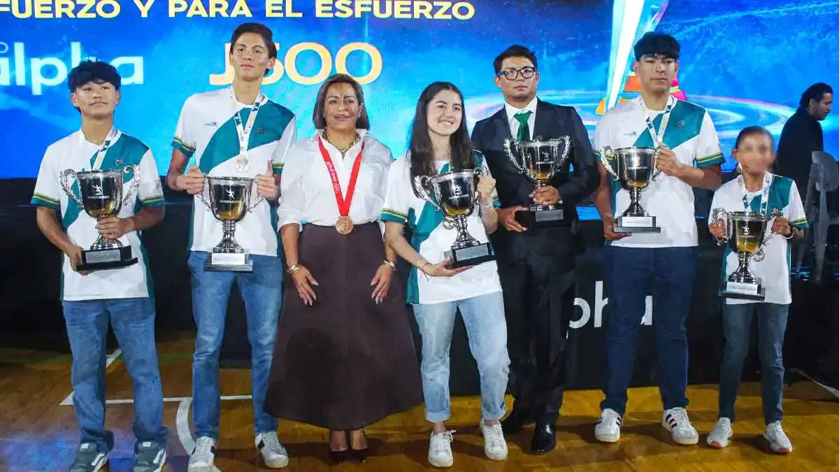 Club Alpha celebra entrega de los Premios Juventud 500 de 2025