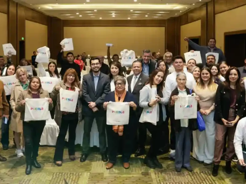 Promociona Gobierno de la Ciudad a Puebla ante la industria turística de Jalisco