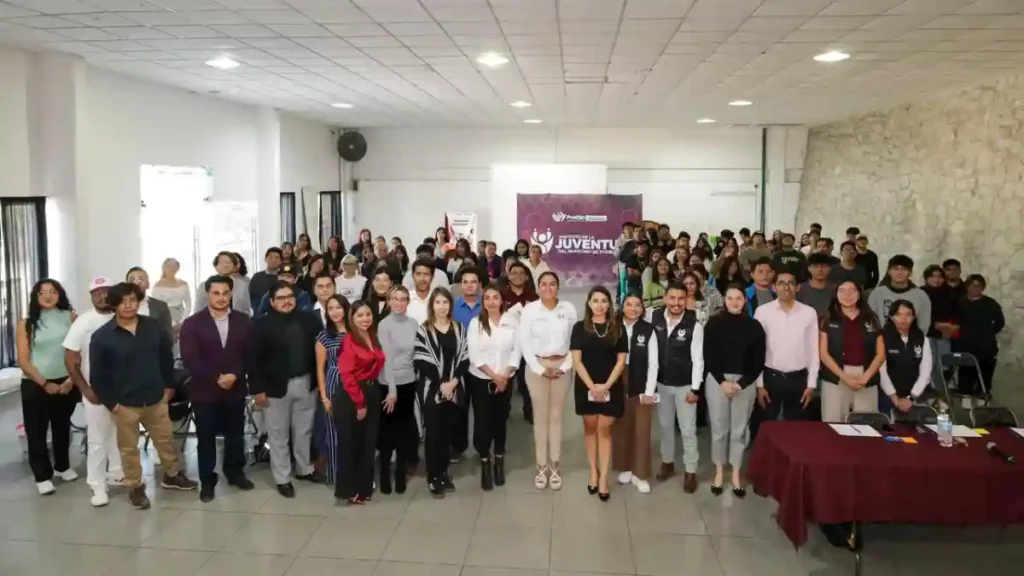 Juventudes poblanas presentan proyectos para la innovación de la capital