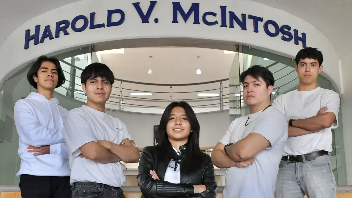 Estudiantes BUAP ganan fase estatal de DigiEduHack 2025