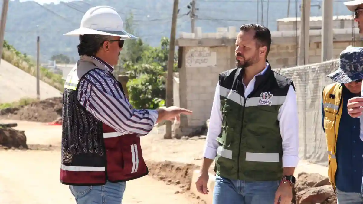 Avanza Gobierno de la Ciudad con trabajos de rehabilitación vial en la colonia Santa Margarita