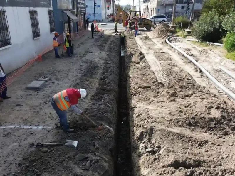 Avanza Gobierno de la Ciudad con trabajos de rehabilitación vial en Xonaca