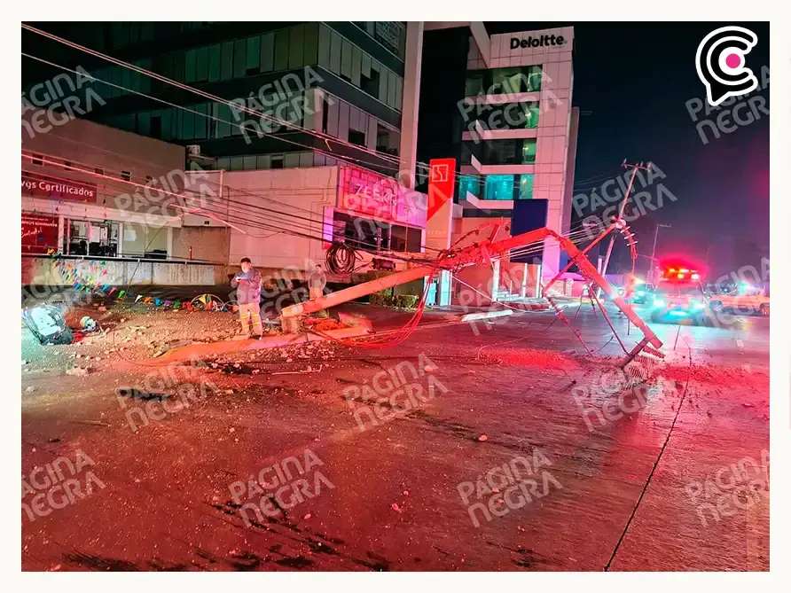 Arrancones en Vía Atlixcáyotl dejan dos muertos y una sobreviviente