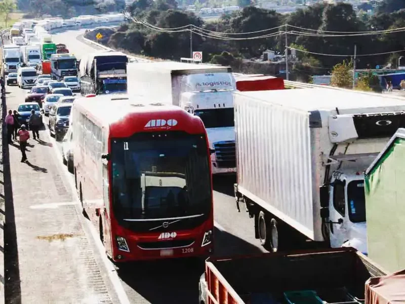 Transportistas y campesinos anuncian megabloqueo nacional el lunes 24 de noviembre; afectará la autopista México-Puebla