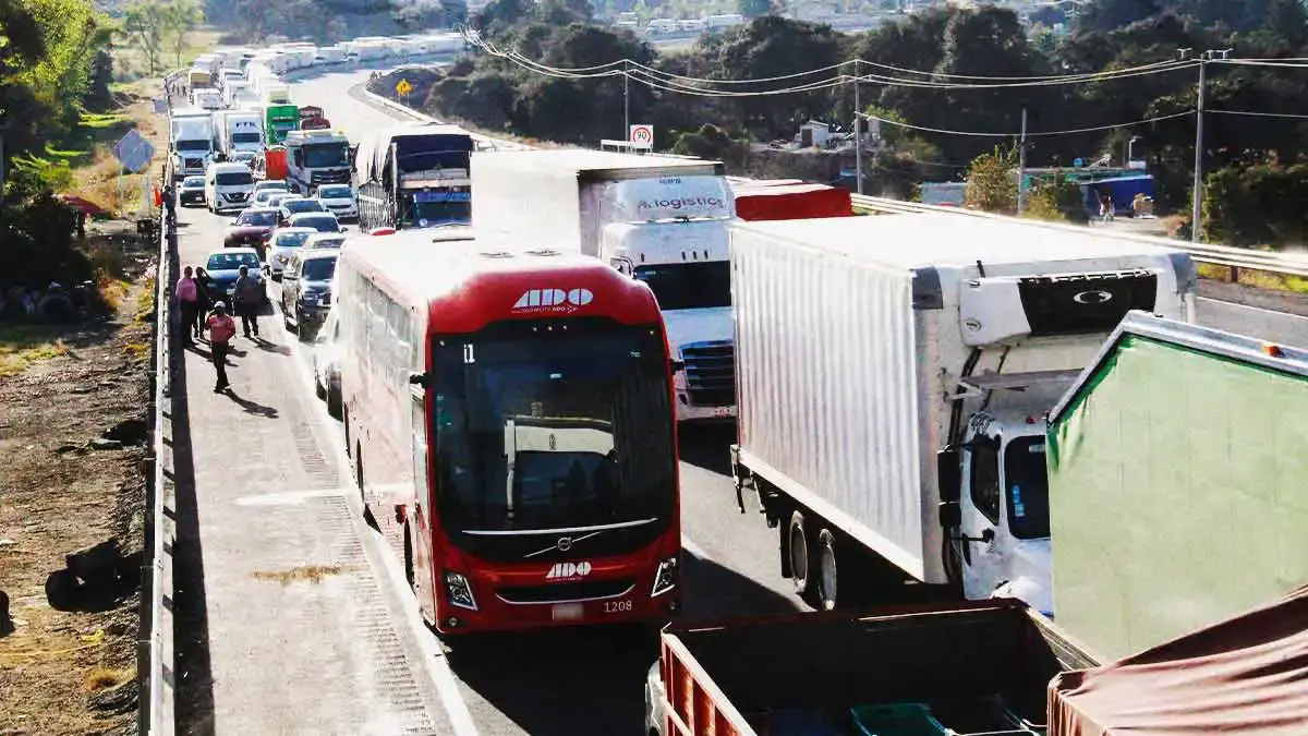 Transportistas y campesinos anuncian megabloqueo nacional el lunes 24 de noviembre; afectará la autopista México-Puebla
