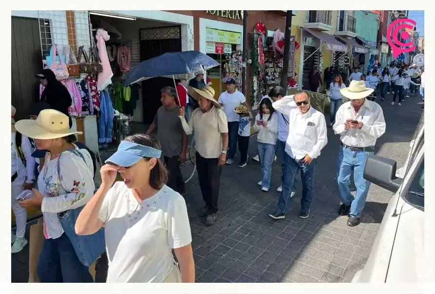 Fracasa manifestación en San Pedro Cholula convocada por Roxana Luna y Alejandro Oaxaca
