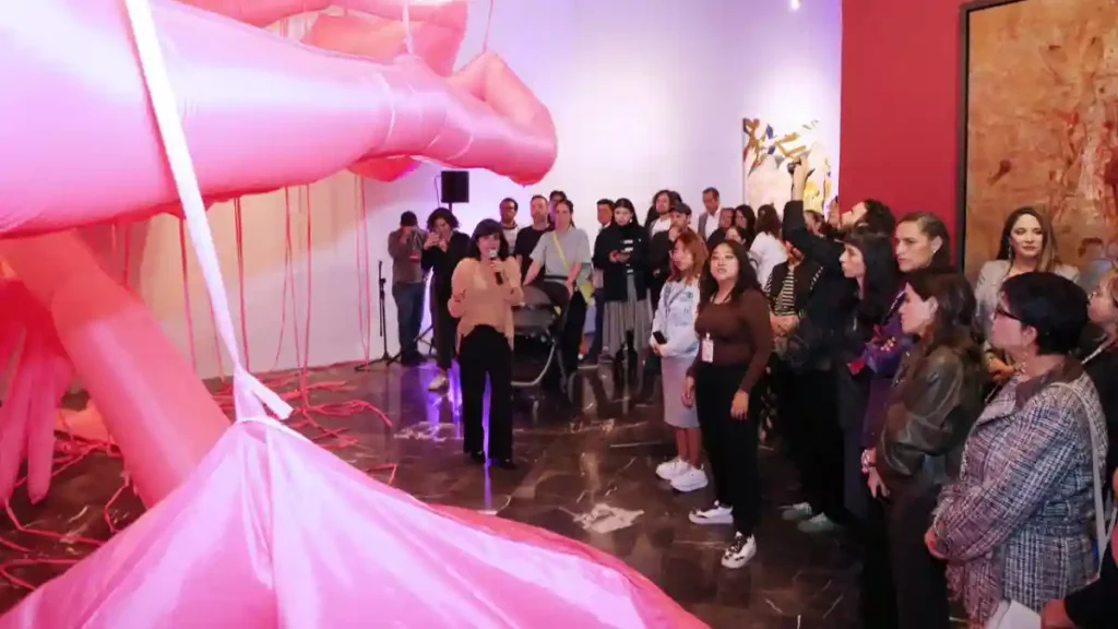 Gobierno de la Ciudad presenta la exposición “Arte Viva: Cosa Masa” en la Galería de Arte
