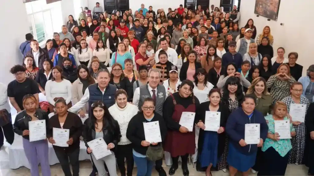 Reconoce Pepe Chedraui a 200 mujeres por fortalecer sus habilidades para el emprendimiento