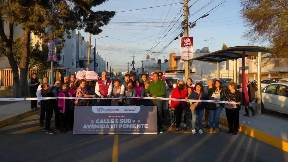 Entrega Pepe Chedraui rehabilitación vial en la unidad habitacional Loma Bella