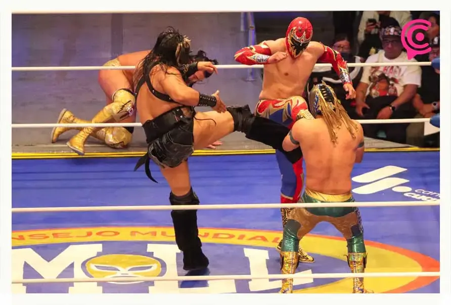 Función especial de AEW sacude la Arena Puebla  