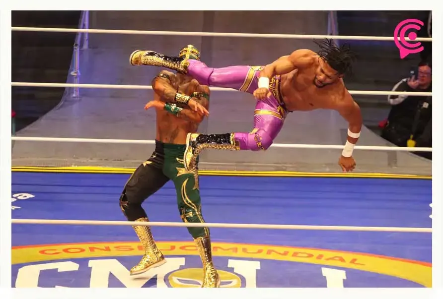 Función especial de AEW sacude la Arena Puebla  