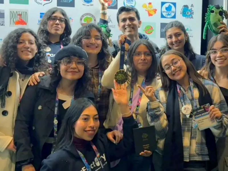 Con el desarrollo de surfactante pulmonar, universitarios BUAP destacan en iGEM 2025