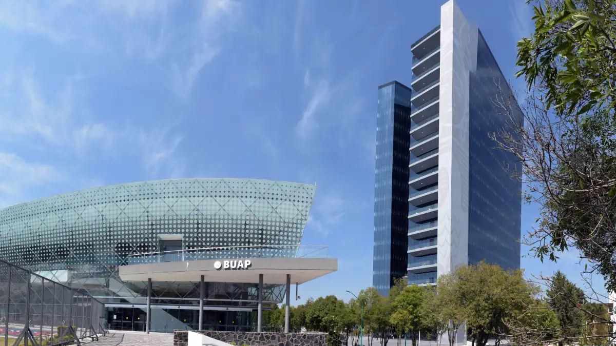 Cumple la BUAP 69 años de autonomía universitaria