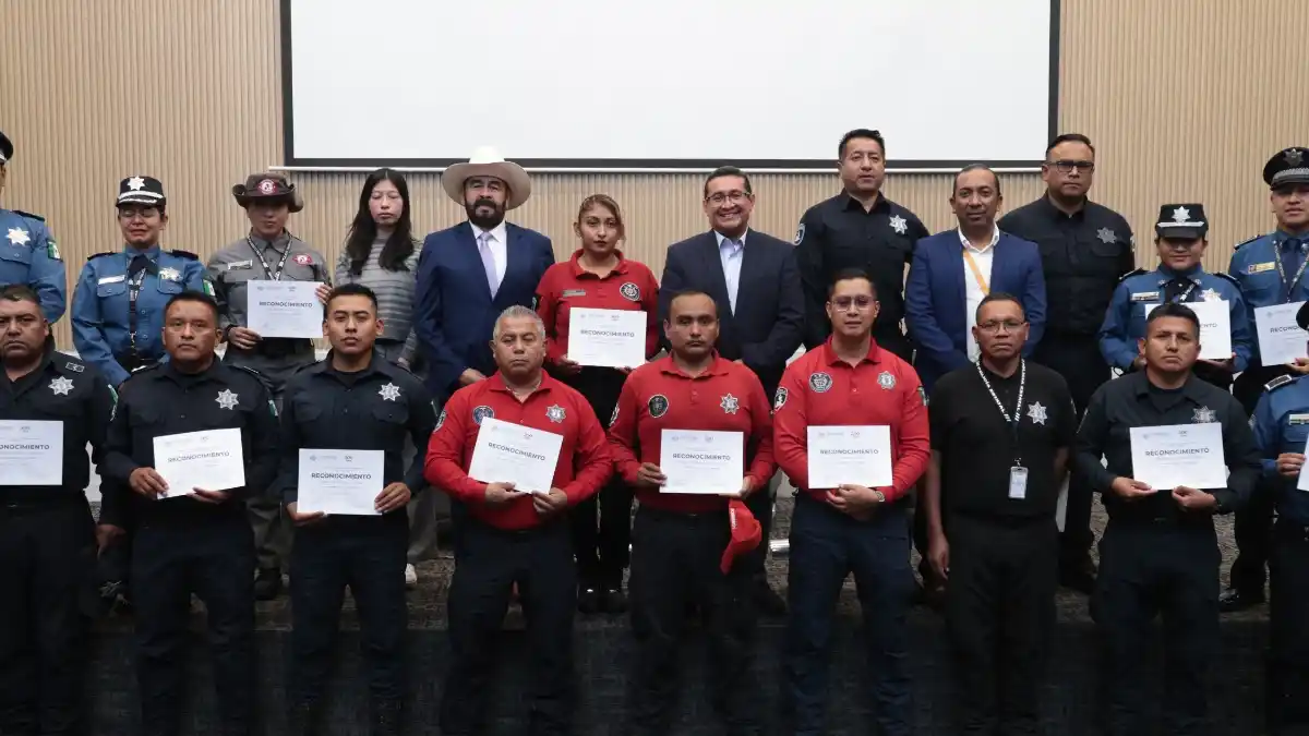 Expresa Pavel Gaspar su gratitud y reconocimiento a la labor de policías