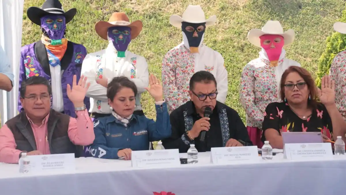 Comisión de Cultura del Congreso sesiona en el municipio de Huauchinango; promueven tradiciones de la región