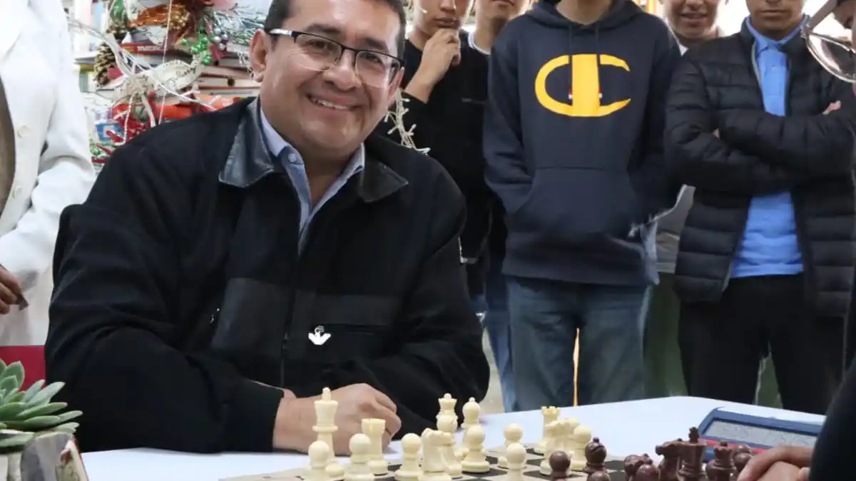 Impulsa Pavel Gaspar la práctica del ajedrez
