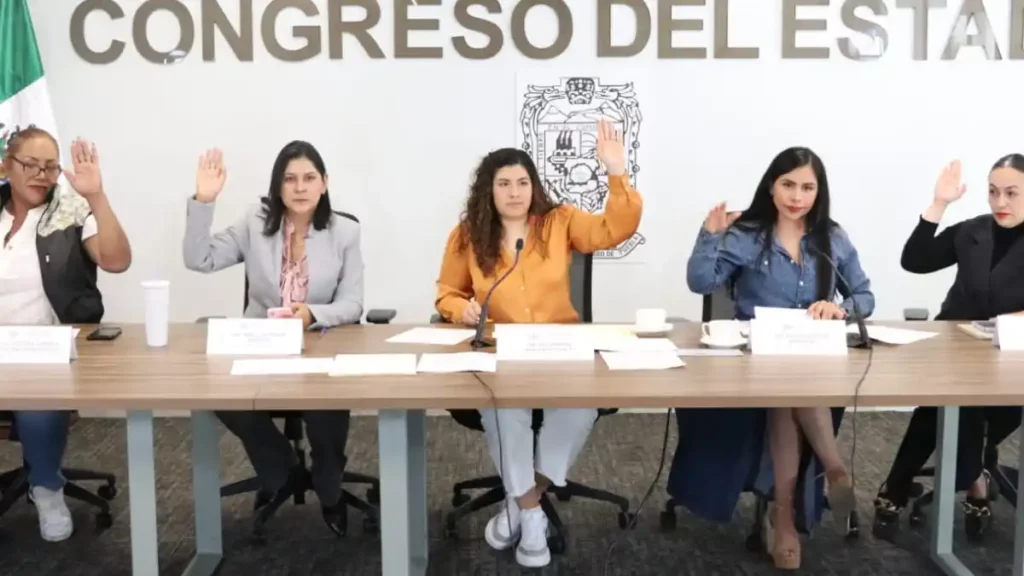 Aprueba Comisión del Congreso exhorto para sensibilizar sobre el VIH/SIDA