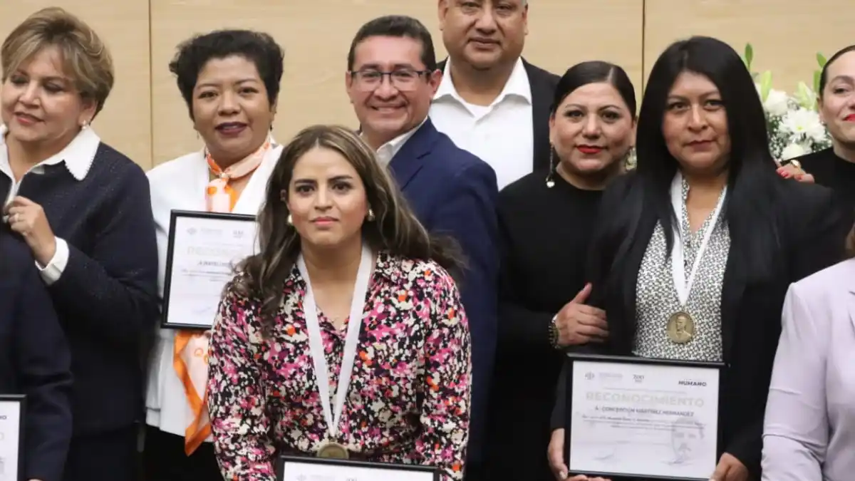 Congreso del Estado entrega la Medalla al Mérito Docente Juan C. Bonilla